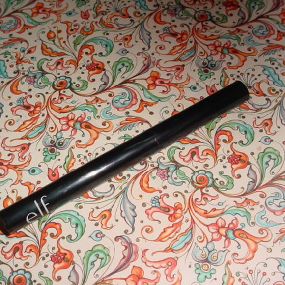 ELF Makeup Elf New Love Triangle Lip Filler Liner Light Brown